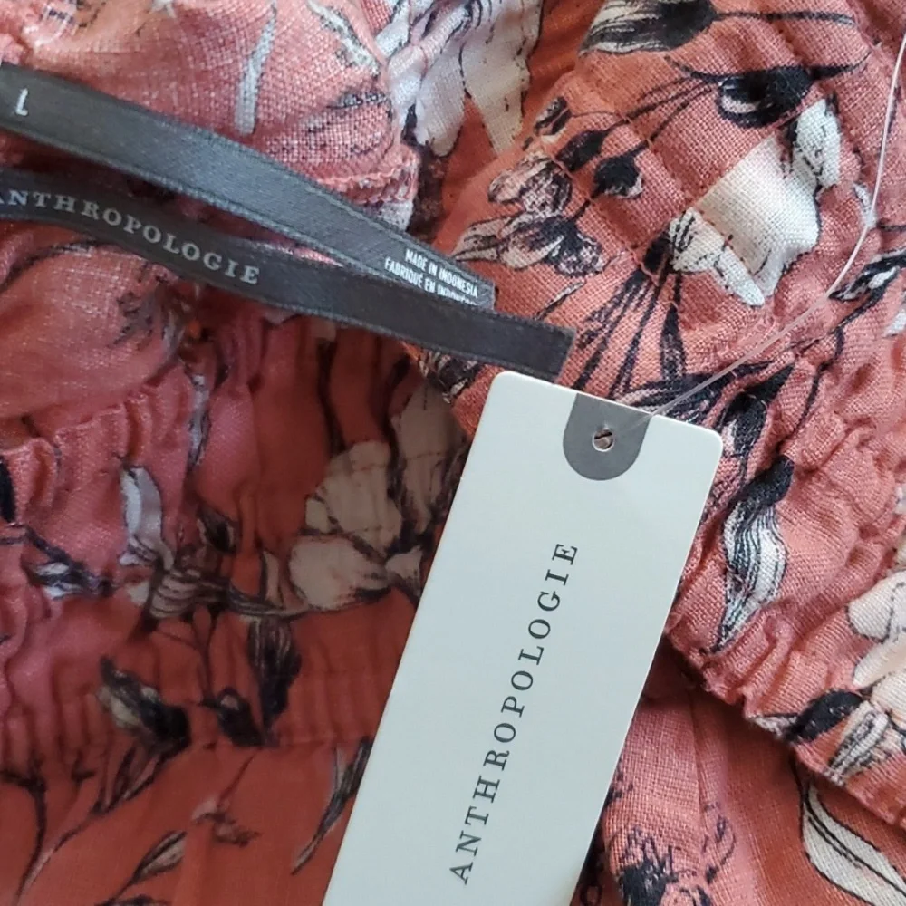 Anthropologie Floral High Waist Shorts in Coral Somerset Shorts: Linen Edition - Picture 3 of 5